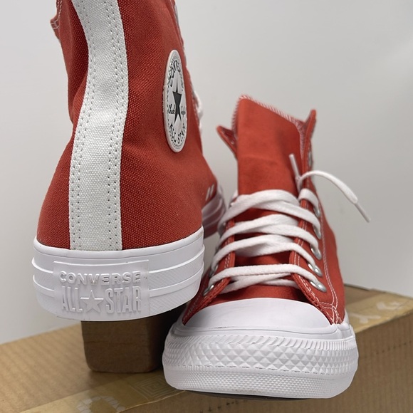 Converse Men’s 152620C Chuck Taylor All Star Canvas
Sneakers - Picture 8 of 16